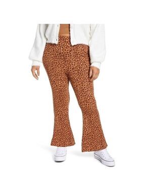 BP  BNWOT Women "leopard print" flare pants Plus Size NEW